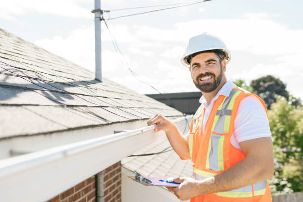 Best Roof Gutter Cleaning  in Milton, PA
